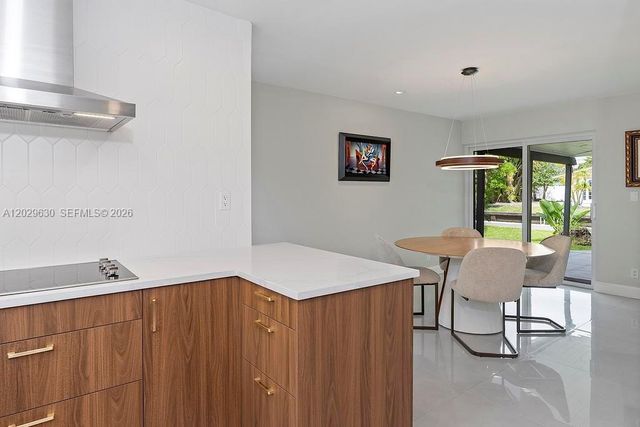 661 Kensington Pl 101B, Wilton Manors, FL 33305