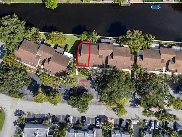 661 Kensington Pl 101B, Wilton Manors, FL 33305
