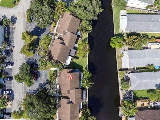 661 Kensington Pl 101B, Wilton Manors, FL 33305
