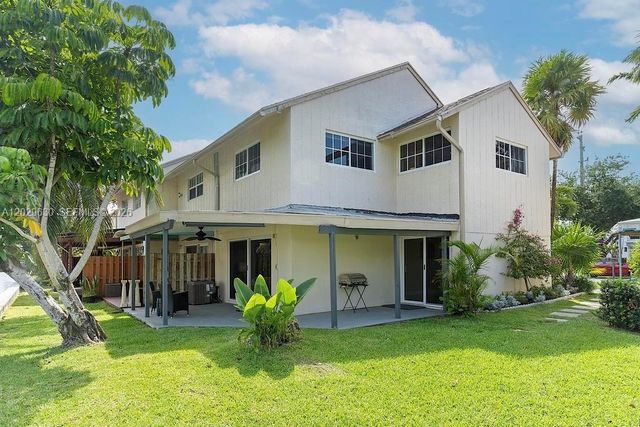 661 Kensington Pl 101B, Wilton Manors, FL 33305
