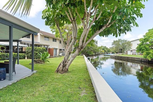 661 Kensington Pl 101B, Wilton Manors, FL 33305