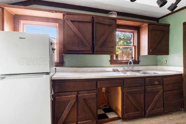 2405 S HAYDEN Street, Amarillo, TX 79109