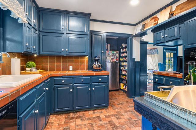 2405 S HAYDEN Street, Amarillo, TX 79109