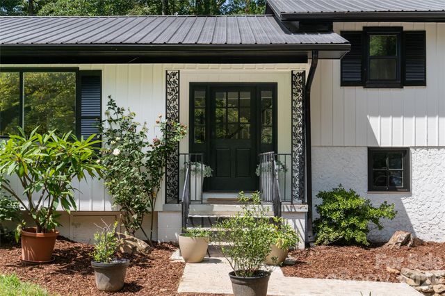 360 Pinners Cove Road, Asheville, NC 28803