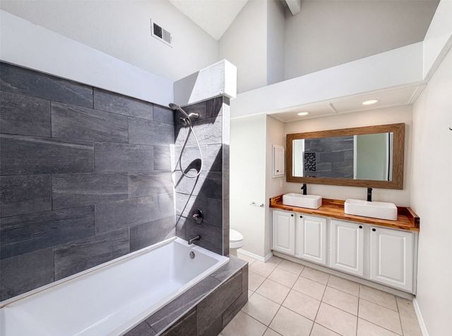 713 Lake Bluff Drive, Flower Mound, TX 75028