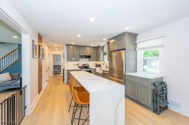 70 Claude Ave, Denville Twp., NJ 07834