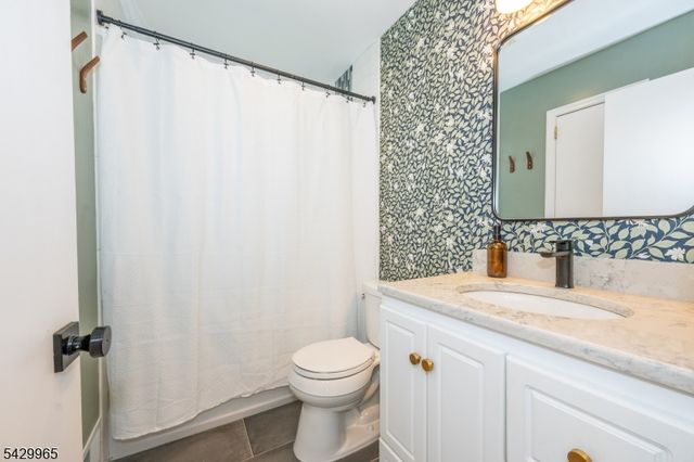 70 Claude Ave, Denville Twp., NJ 07834
