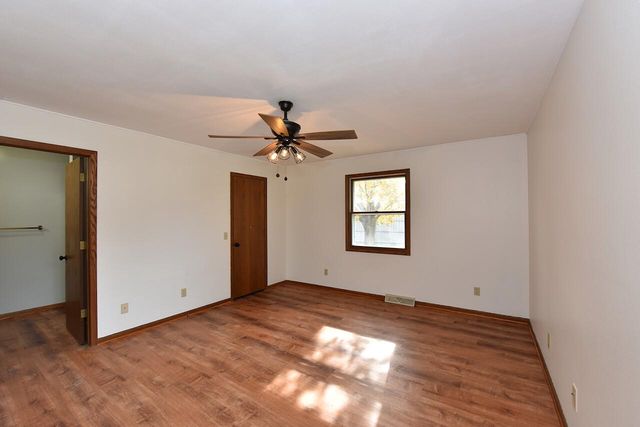 2133 Ontario DRIVE, Janesville, WI 53545