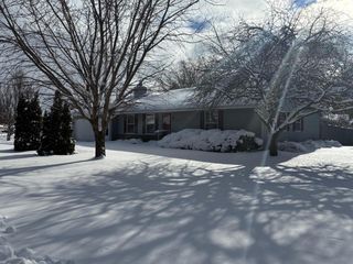 2133 Ontario DRIVE, Janesville, WI 53545