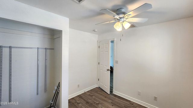 3524 E WINCHCOMB Drive, Phoenix, AZ 85032