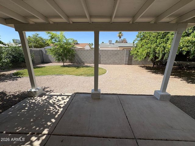 3524 E WINCHCOMB Drive, Phoenix, AZ 85032