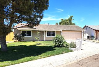 3524 E WINCHCOMB Drive, Phoenix, AZ 85032