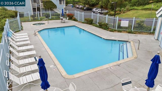 801 Timbercove St 4, Vallejo, CA 94591