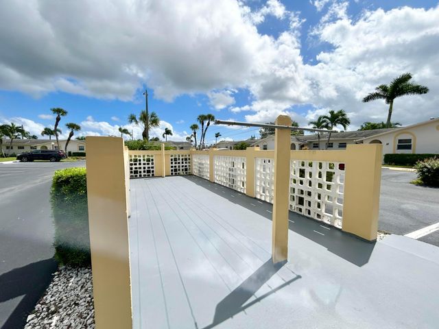 2666 Emory Drive E D, West Palm Beach, FL 33415