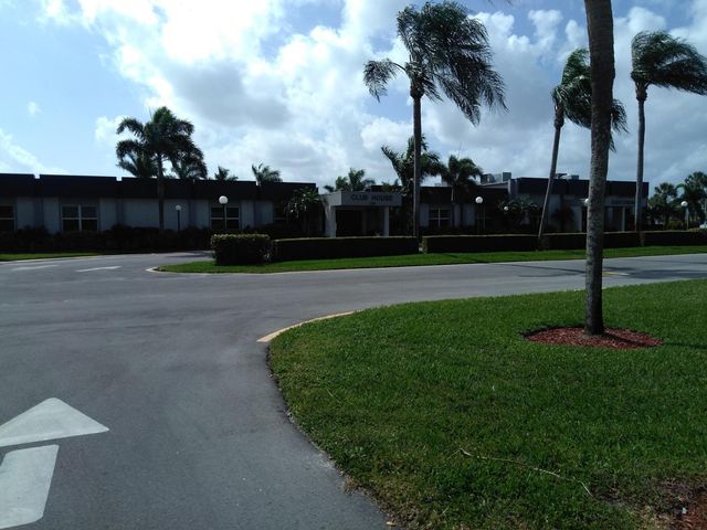 2666 Emory Drive E D, West Palm Beach, FL 33415