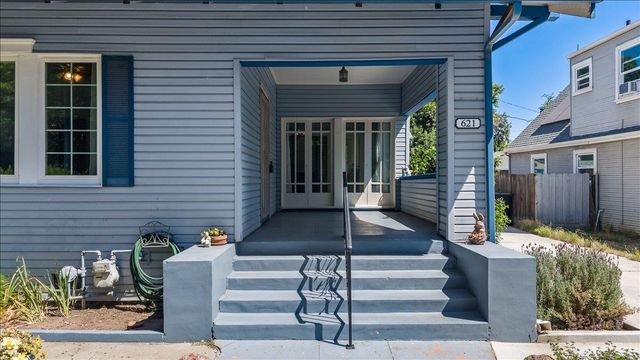 621 W MAGNOLIA, Stockton, CA 95203