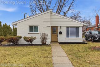 5008 McKinley Street, Dearborn Heights, MI 48125