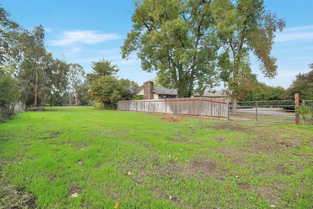 7454 Ames Rd, Marysville, CA 95901