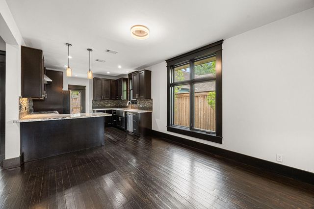 1115 Adele Street, Houston, TX 77009