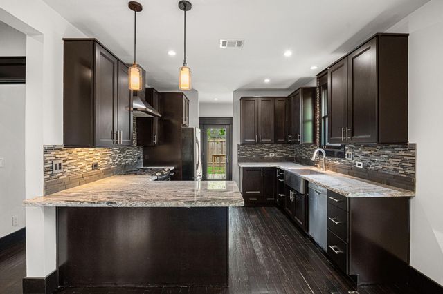 1115 Adele Street, Houston, TX 77009