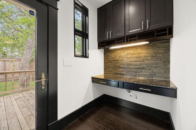 1115 Adele Street, Houston, TX 77009