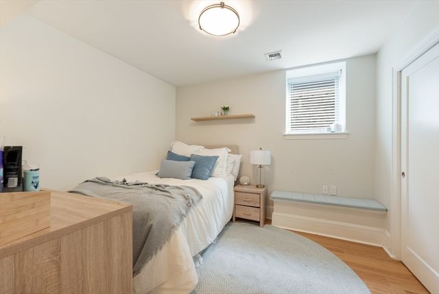 8 Covington St 1, Boston, MA 02127