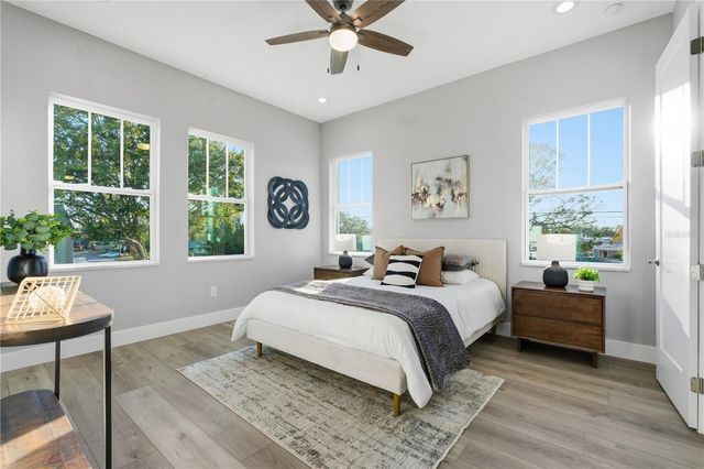 3267 EMERSON AVENUE S, St Petersburg, FL 33712