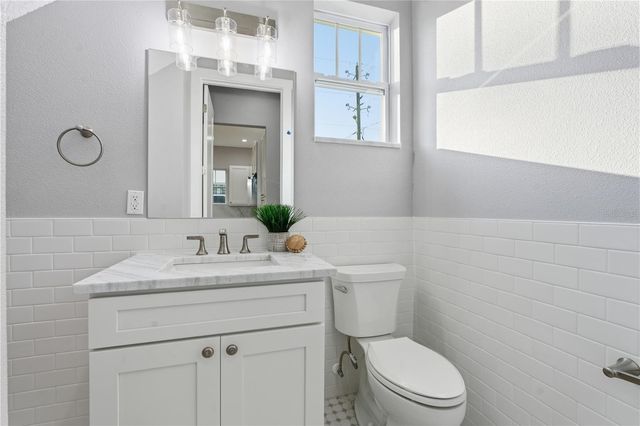 3267 EMERSON AVENUE S, St Petersburg, FL 33712