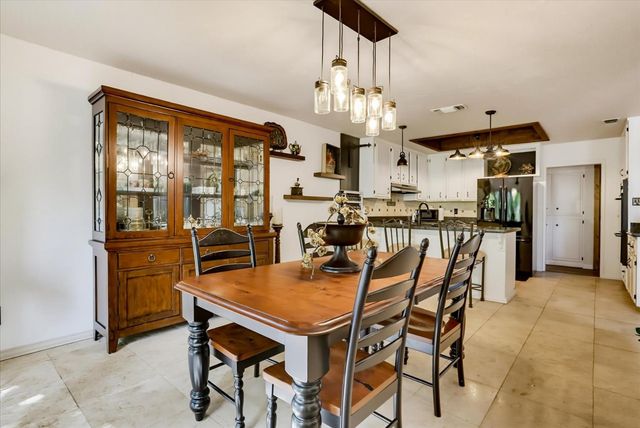 11594 Alta Sierra Dr, Grass Valley, CA 95949