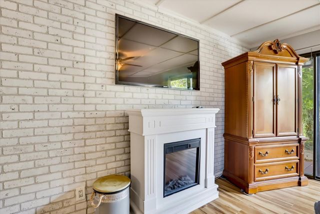 11594 Alta Sierra Dr, Grass Valley, CA 95949