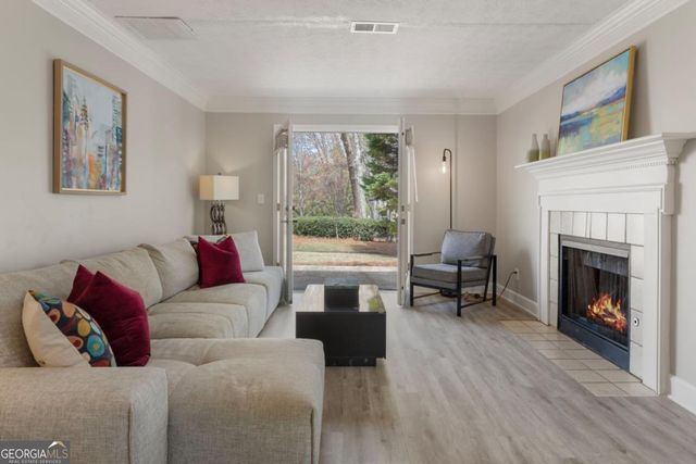 128 Teal Court, Roswell, GA 30076