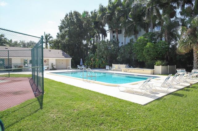 1714 69TH AVENUE W B408, Bradenton, FL 34207