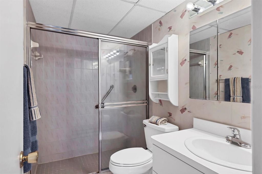 Image 21 of property listing at 1714 69TH AVENUE W B408, Bradenton, FL 34207