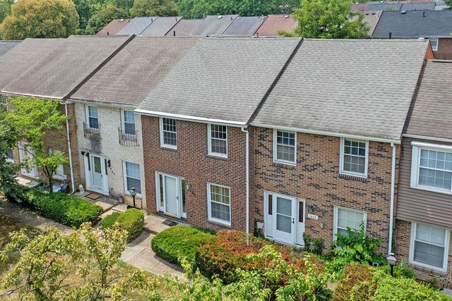 2438 Hardesty Drive S, Columbus, OH 43204