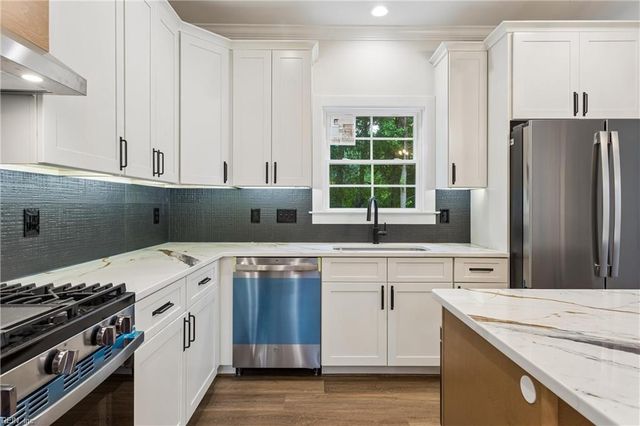 50 Forrest RD, Poquoson, VA 23662