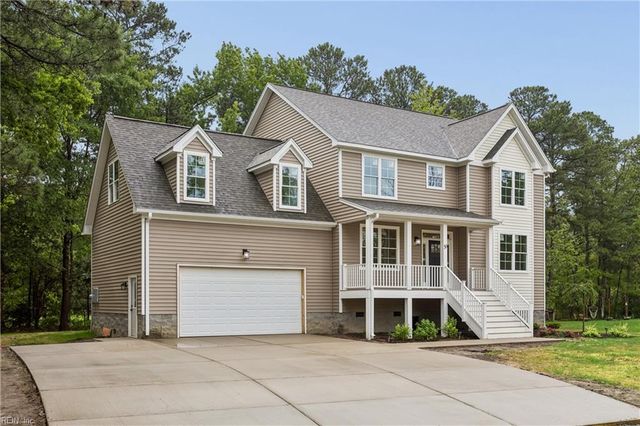 50 Forrest RD, Poquoson, VA 23662