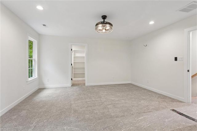 50 Forrest RD, Poquoson, VA 23662