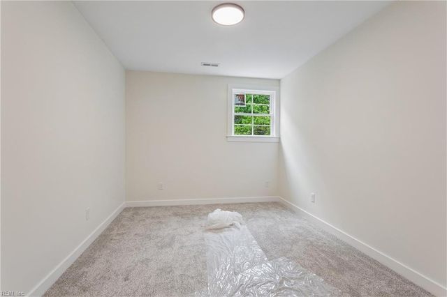 50 Forrest RD, Poquoson, VA 23662