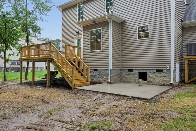 50 Forrest RD, Poquoson, VA 23662