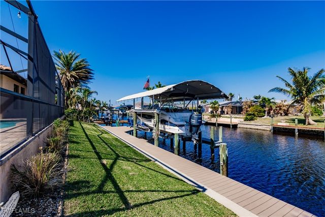 133 SW 54th TER, Cape Coral, FL 33914