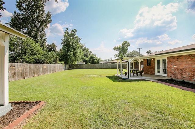 4005 Joseph Street, Lake Charles, LA 70605