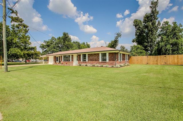 4005 Joseph Street, Lake Charles, LA 70605