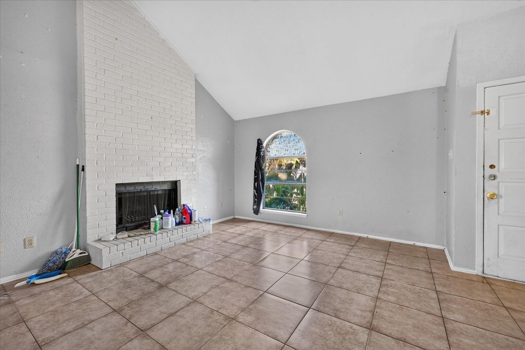 2314 Placid Drive, Carrollton, TX 75007 — photo 2