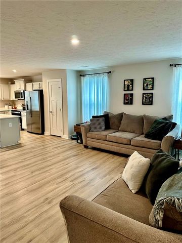 4022 Lupine Way, Tipp City, OH 45371