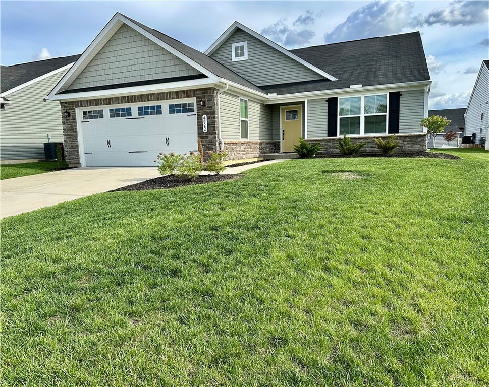 4022 Lupine Way, Tipp City, OH 45371