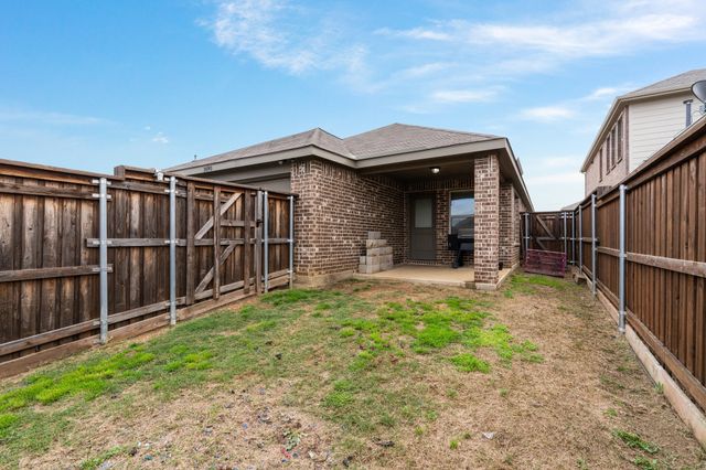 1490 Alamandine Avenue, Cross Roads, TX 76227