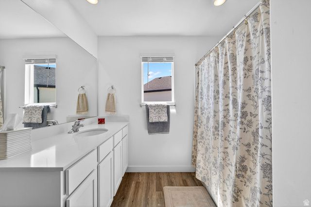 8726 W MINERAL DR, Magna, UT 84044
