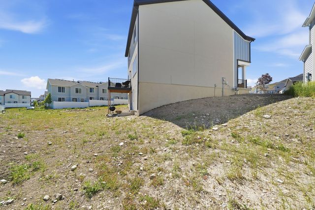 8726 W MINERAL DR, Magna, UT 84044