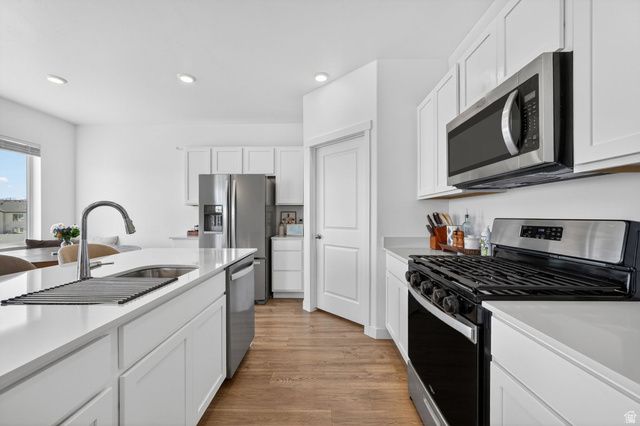 8726 W MINERAL DR, Magna, UT 84044