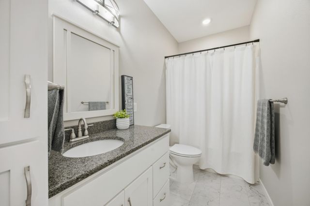 660 Voyager Drive, Alexandria, MN 56308